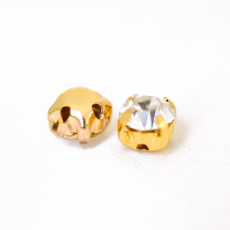 Engrampado Supreme Dourado Strass Cristal SS20 = 4,6mm