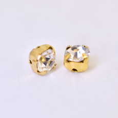Engrampado Supreme Dourado Strass Cristal SS16 = 3,8mm