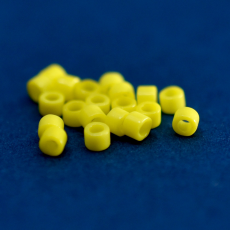Micanga Miyuki Delica Opaque Yellow Fosco 110  1,6mm