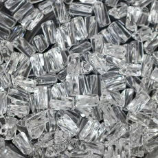 Canutilho Jablonex Triangular Torcido Cristal Transparente T 00050 7x3,50mm