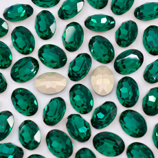 Strass Oval Supreme Emerald 18x13mm