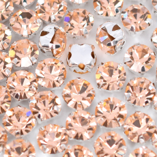 Strass Engrampado Prateado Collection Cristal Light Peach SS39= 8,2mm