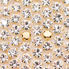 Engrampado Dourado Strass Preciosa Cristal SS20 = 4,6mm