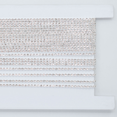 Corrente de Strass Prateado Preciosa® Cristal SS8 = 2,4mm