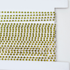 Corrente de Strass Prateado Preciosa® Olivine SS12 = 3mm