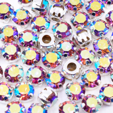 Engrampado Prateado Strass Preciosa Light Ametista Aurora Boreal SS29 = 6,2mm